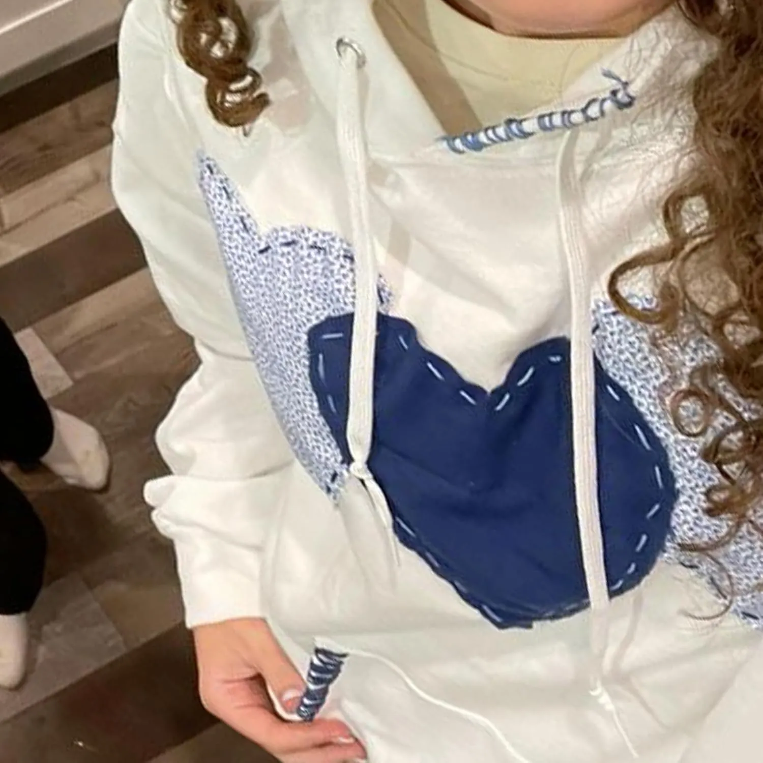 Meiweileya Womens Y2k Oversized Graphic Cute Preppy Hoodies Jacket Star Heart Print Long Sleeve Pocket Sweatshirt
