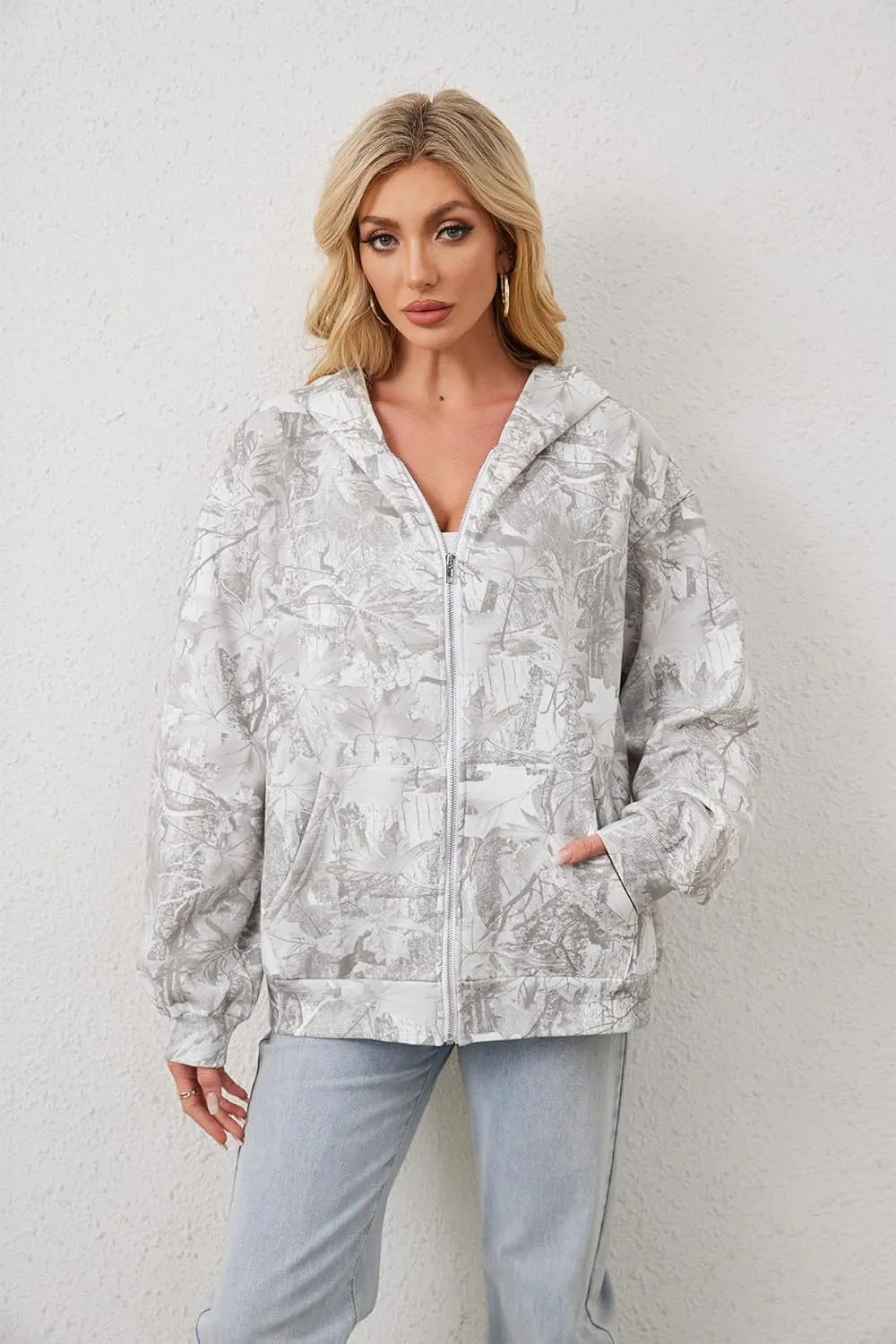 Women Camo Zip Up Oversized Fleece Hoodie Long Sleeve Maple Leaf Print Hooded Jacket Baggy Hoodie with Pockets