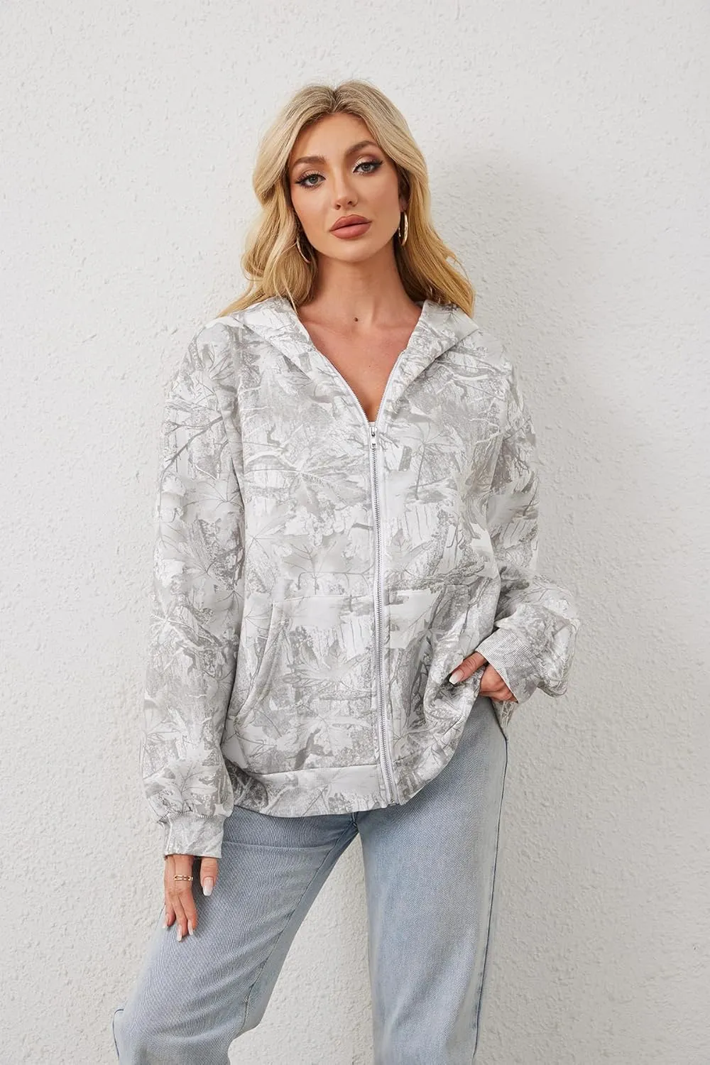 Women Camo Zip Up Oversized Fleece Hoodie Long Sleeve Maple Leaf Print Hooded Jacket Baggy Hoodie with Pockets
