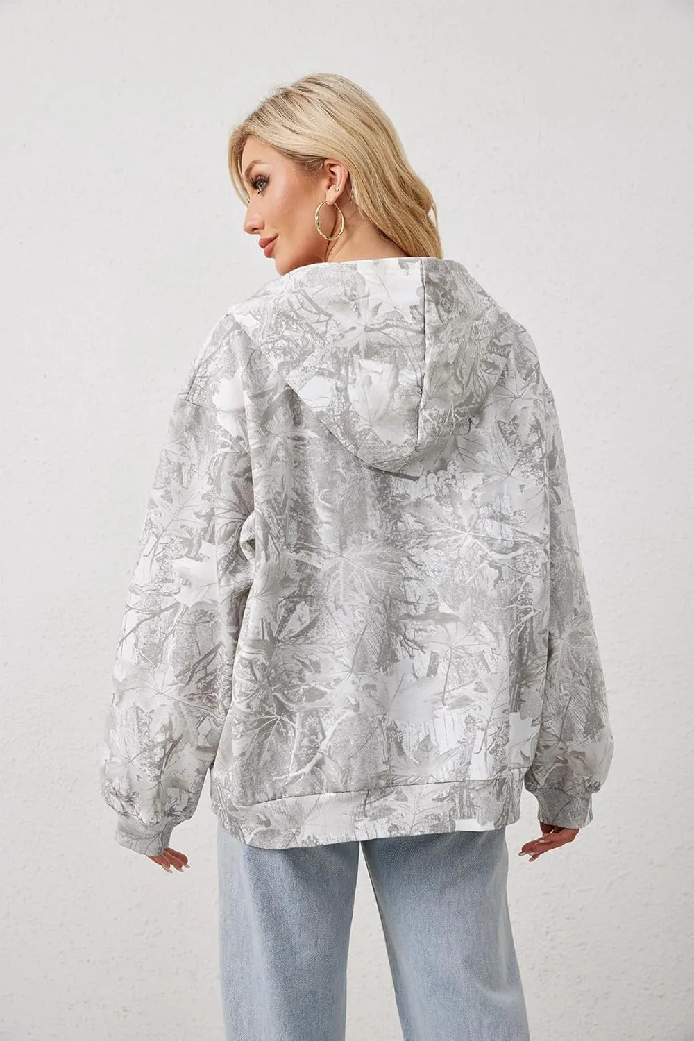 Women Camo Zip Up Oversized Fleece Hoodie Long Sleeve Maple Leaf Print Hooded Jacket Baggy Hoodie with Pockets