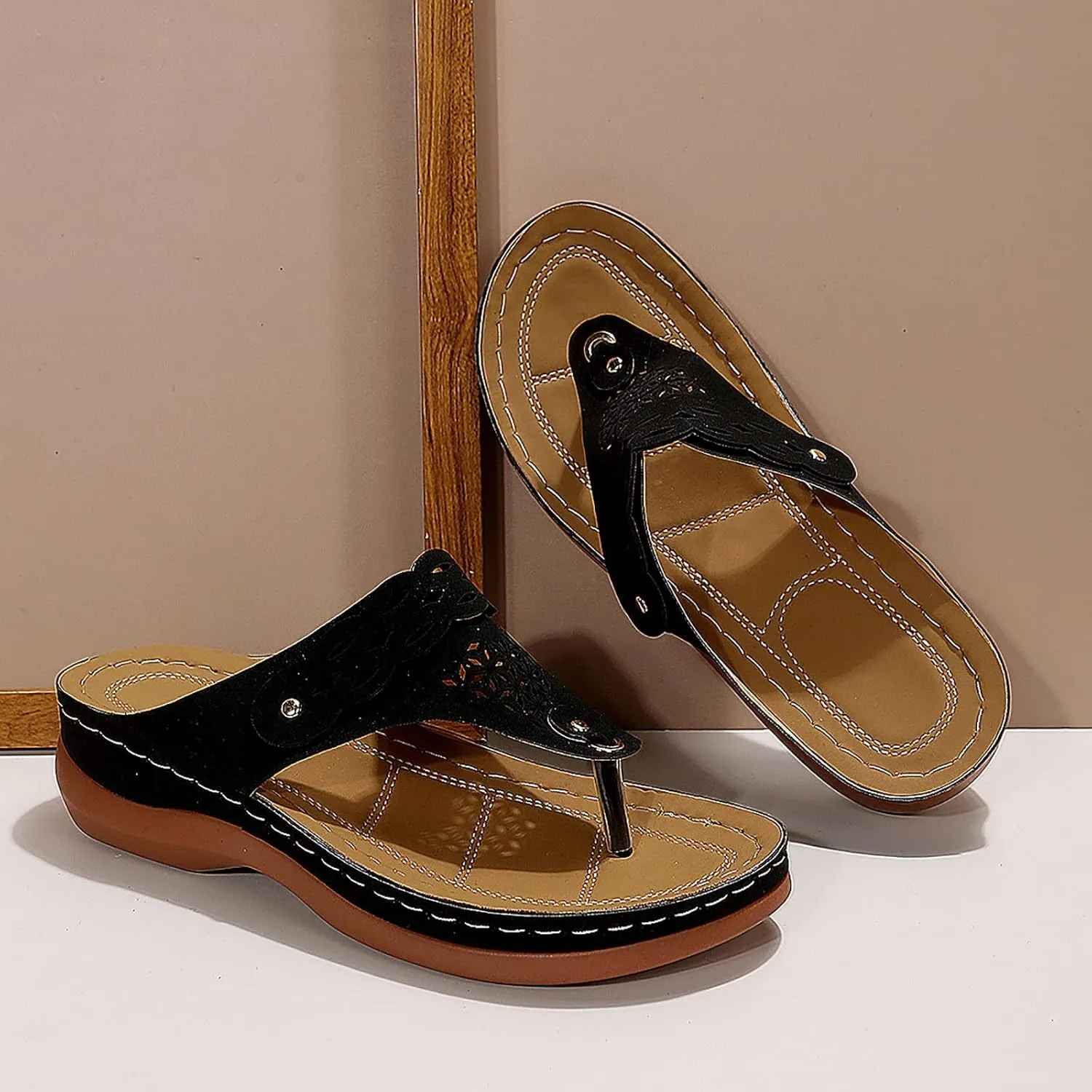 Womens Sport Flip Flops Comfort Orthotic Thong Sandals Wide Width Platform Wedge Beach Sandal for Woman Hollow Comfortable Boho Dressy Summer 2025 Cute Orthopedic